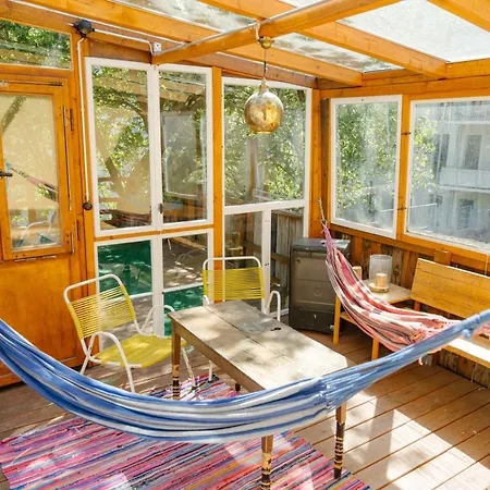 Apartment The Upholstery Tinyhouse Deluxe Eco Kreativ Citynah *