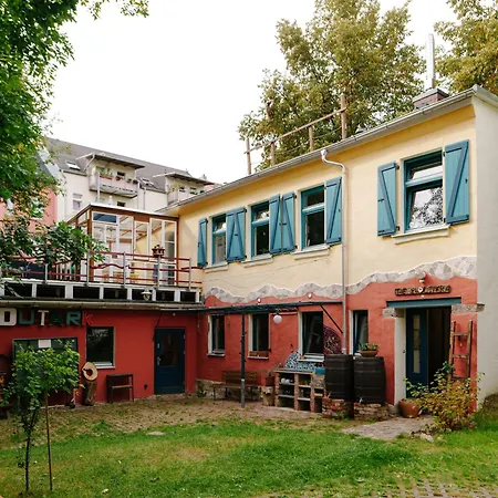 The Upholstery Tinyhouse Deluxe Eco Kreativ Citynah Apartment *