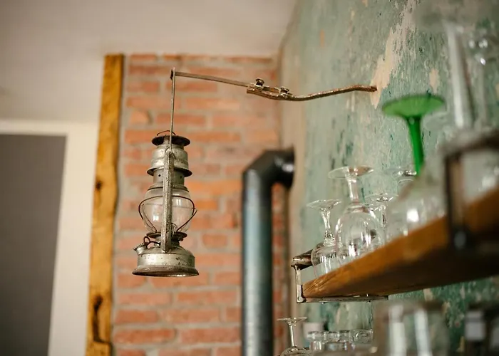 The Upholstery Tinyhouse Deluxe Eco Kreativ Citynah *