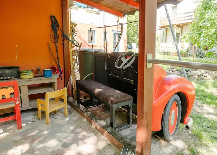 The Upholstery Tinyhouse Deluxe Eco Kreativ Citynah * Chemnitz