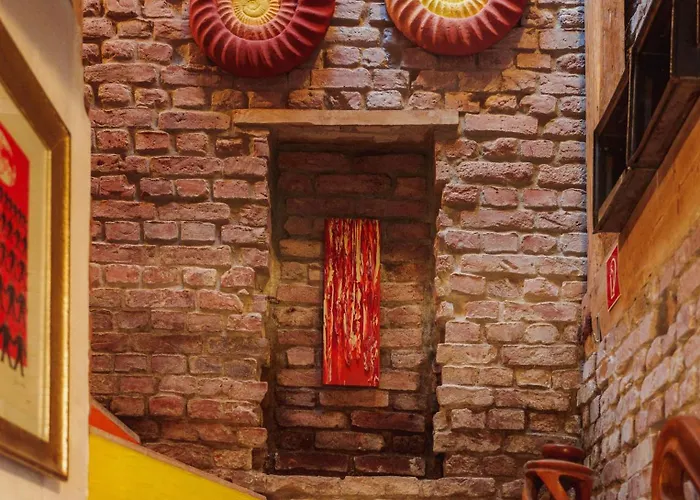 The Upholstery Tinyhouse Deluxe Eco Kreativ Citynah